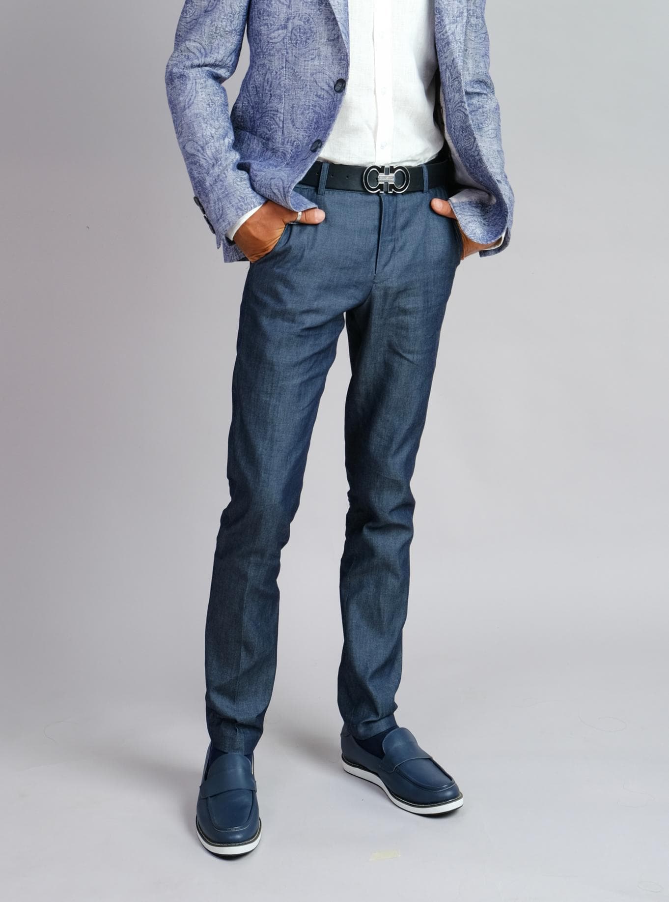 QUẦN VẢI JEANS DÁNG ÔM