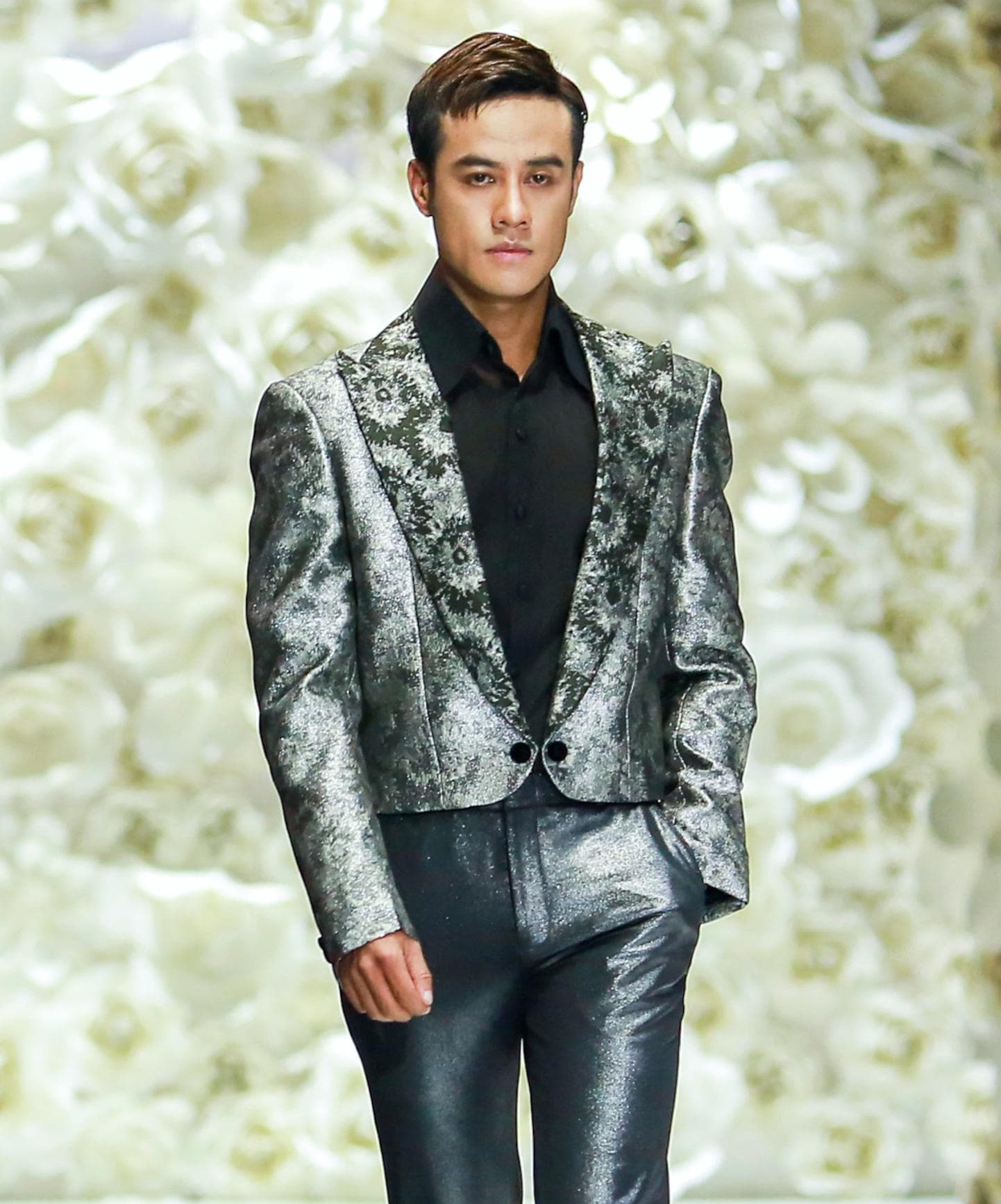 ÁO JACKET GẤM NGẮN