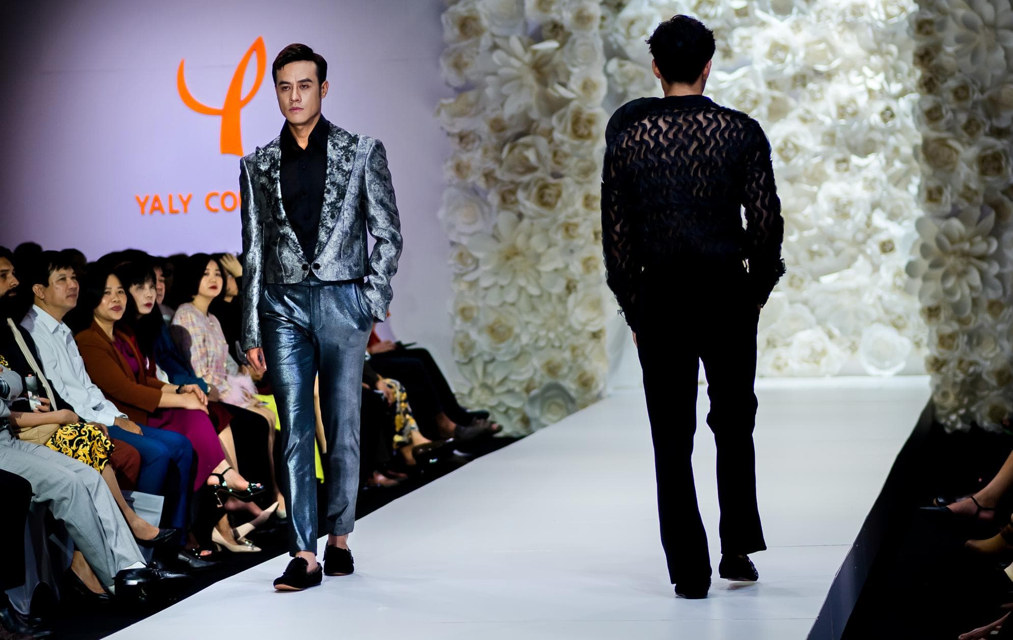 ÁO JACKET GẤM NGẮN