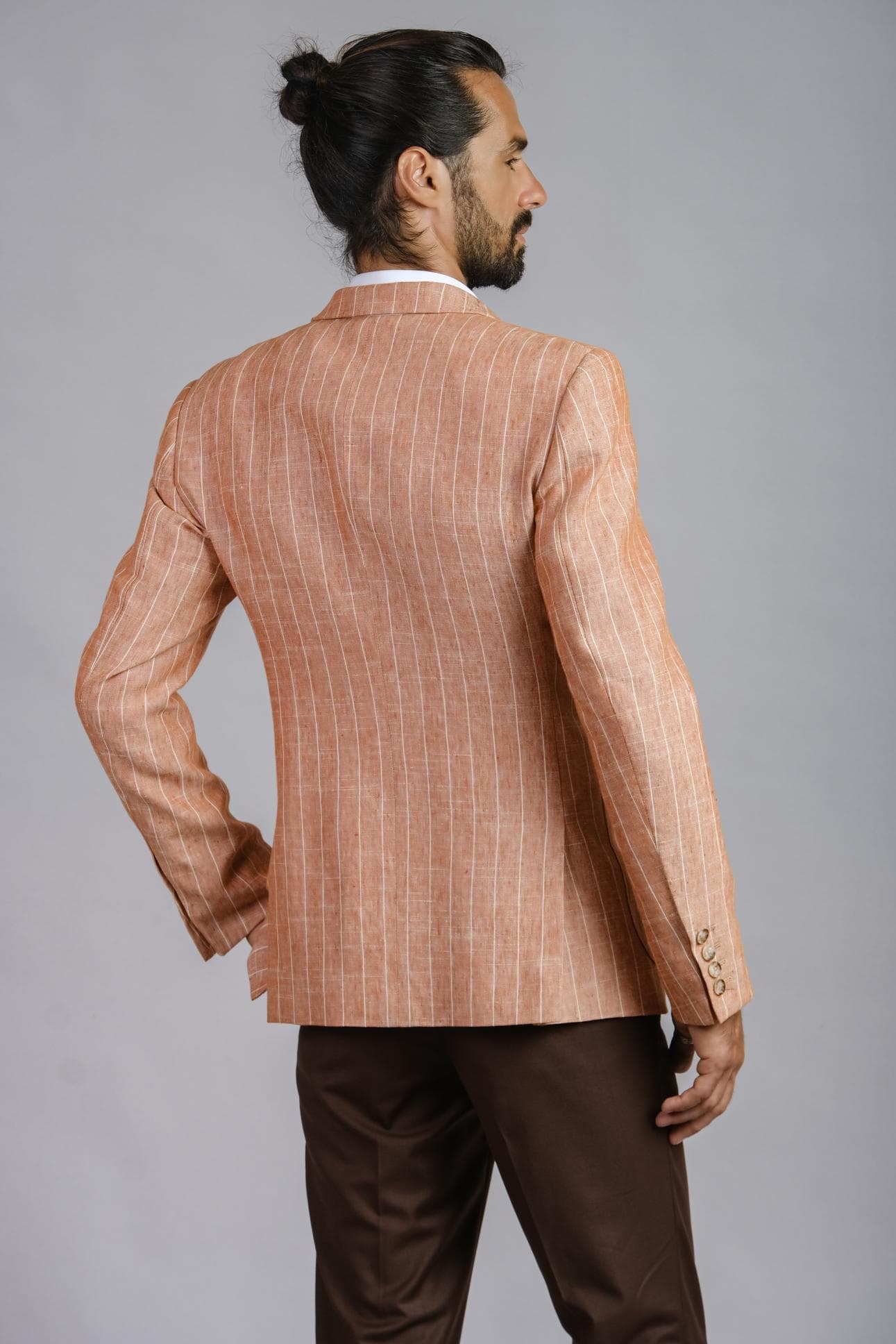 JACKET LINEN CAM SỌC CHOÀNG QUA