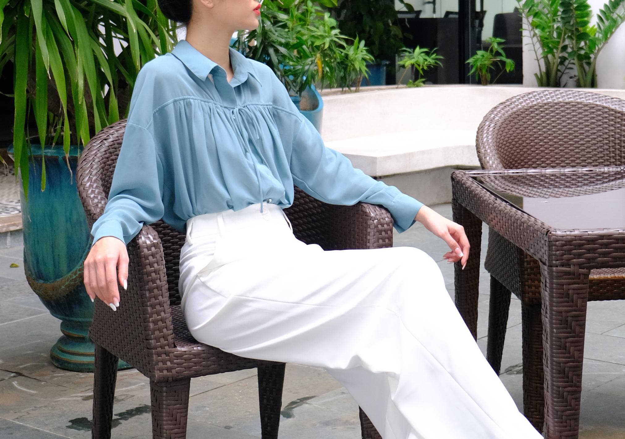 ÁO SƠ MI XANH ĐỨT NHÍU TRƯỚC