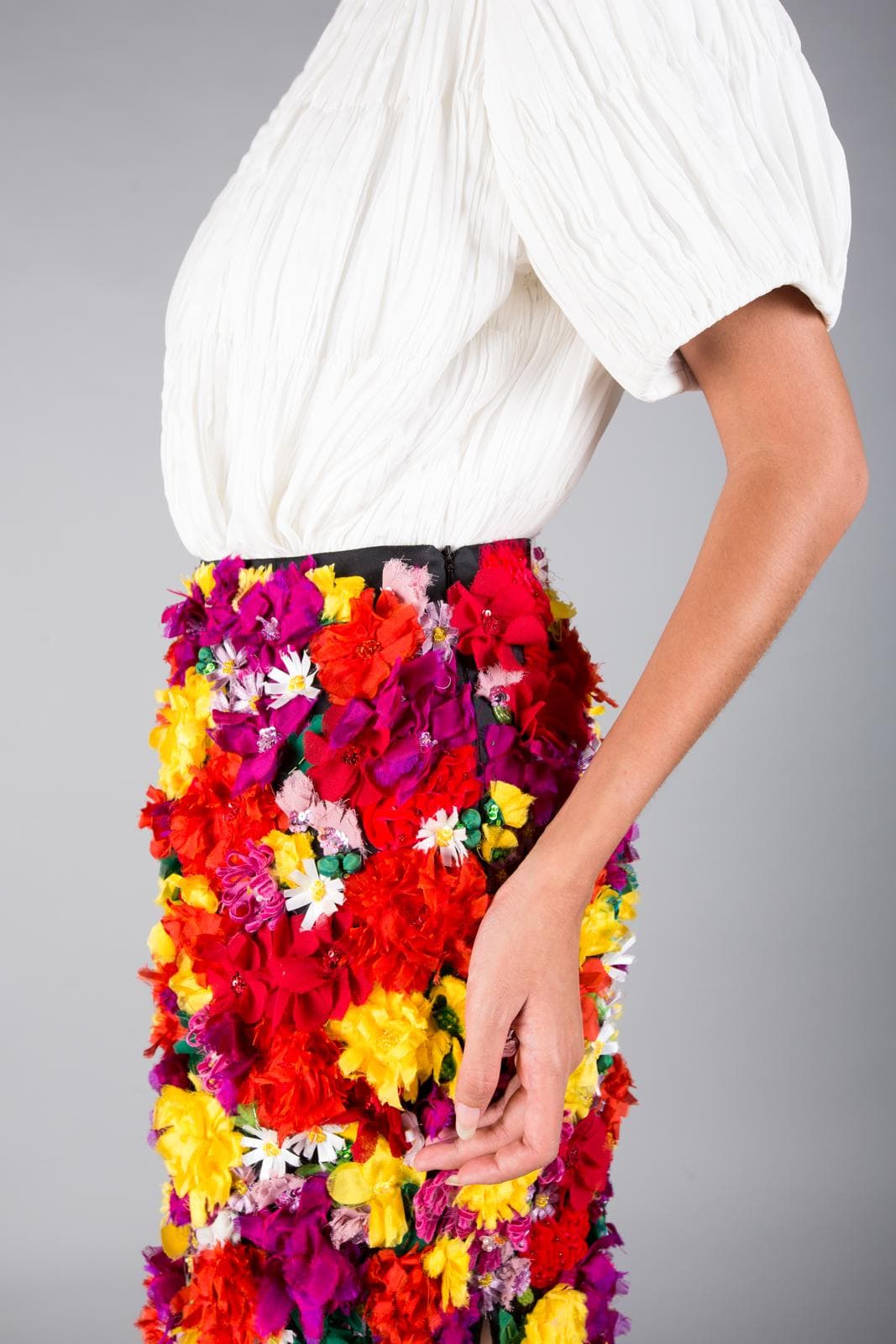 TOP VOAN TRẮNG XẾP LY