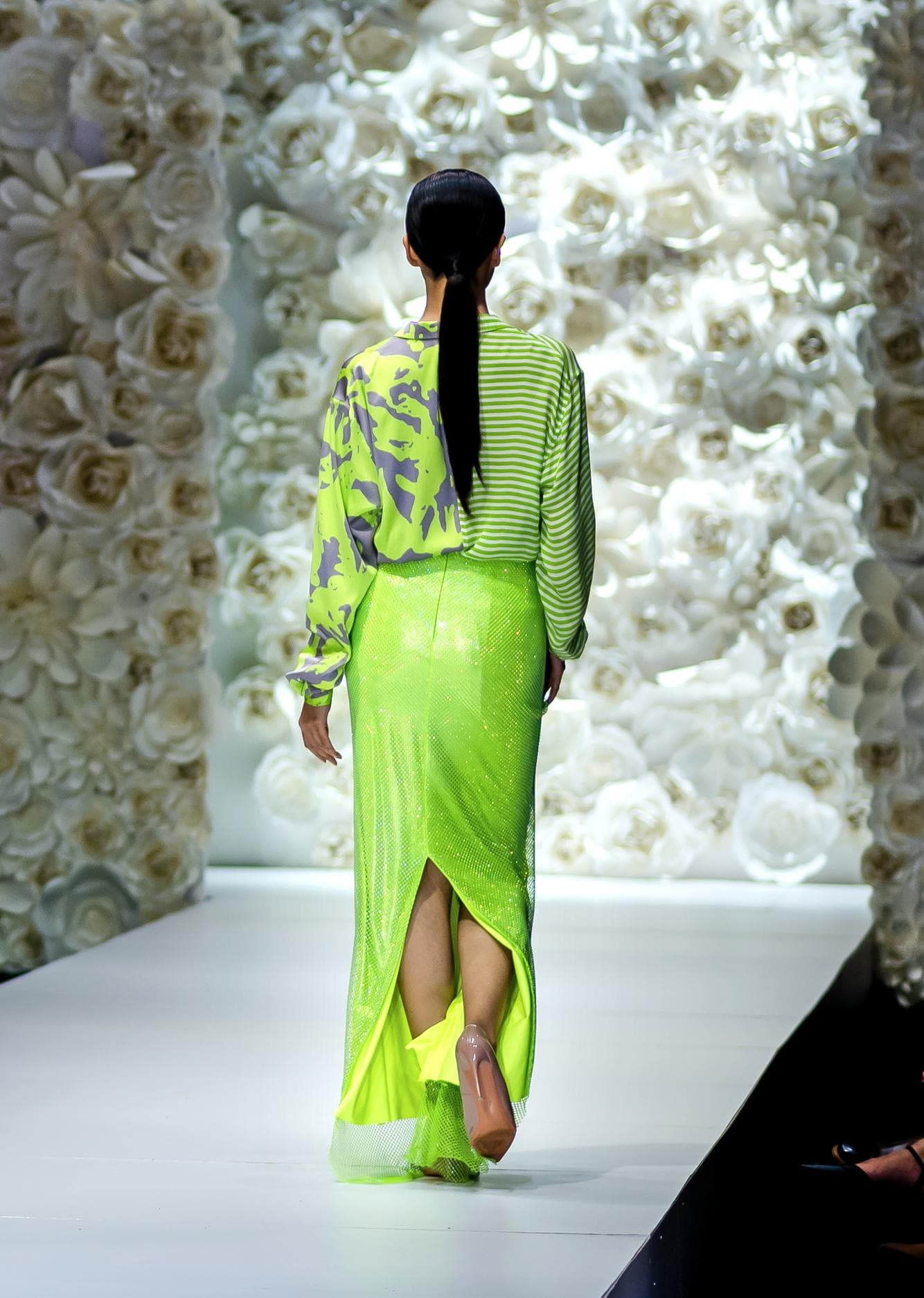 ÁO LỤA XANH PHỐI HỌA TIẾT