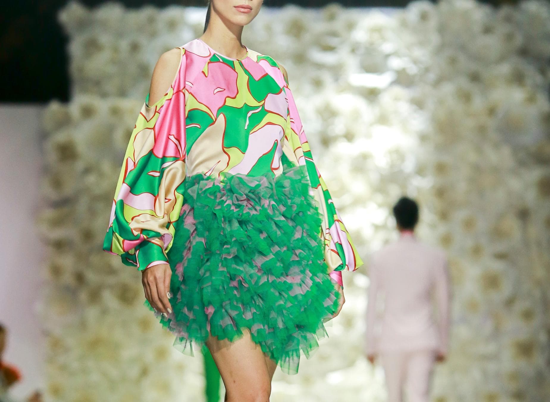 ÁO TOP LỤA HOA VĂN HỒNG VÀ XANH