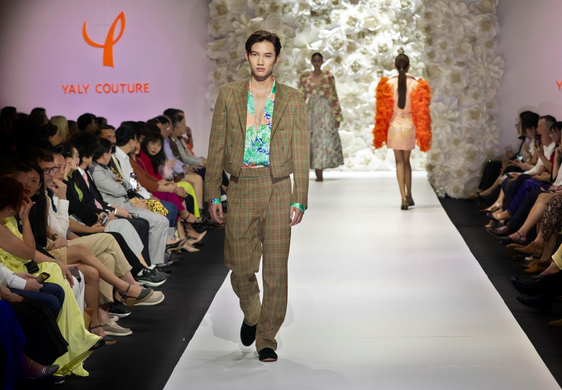 ÁO JACKET NGẮN VẢI Ý CARO