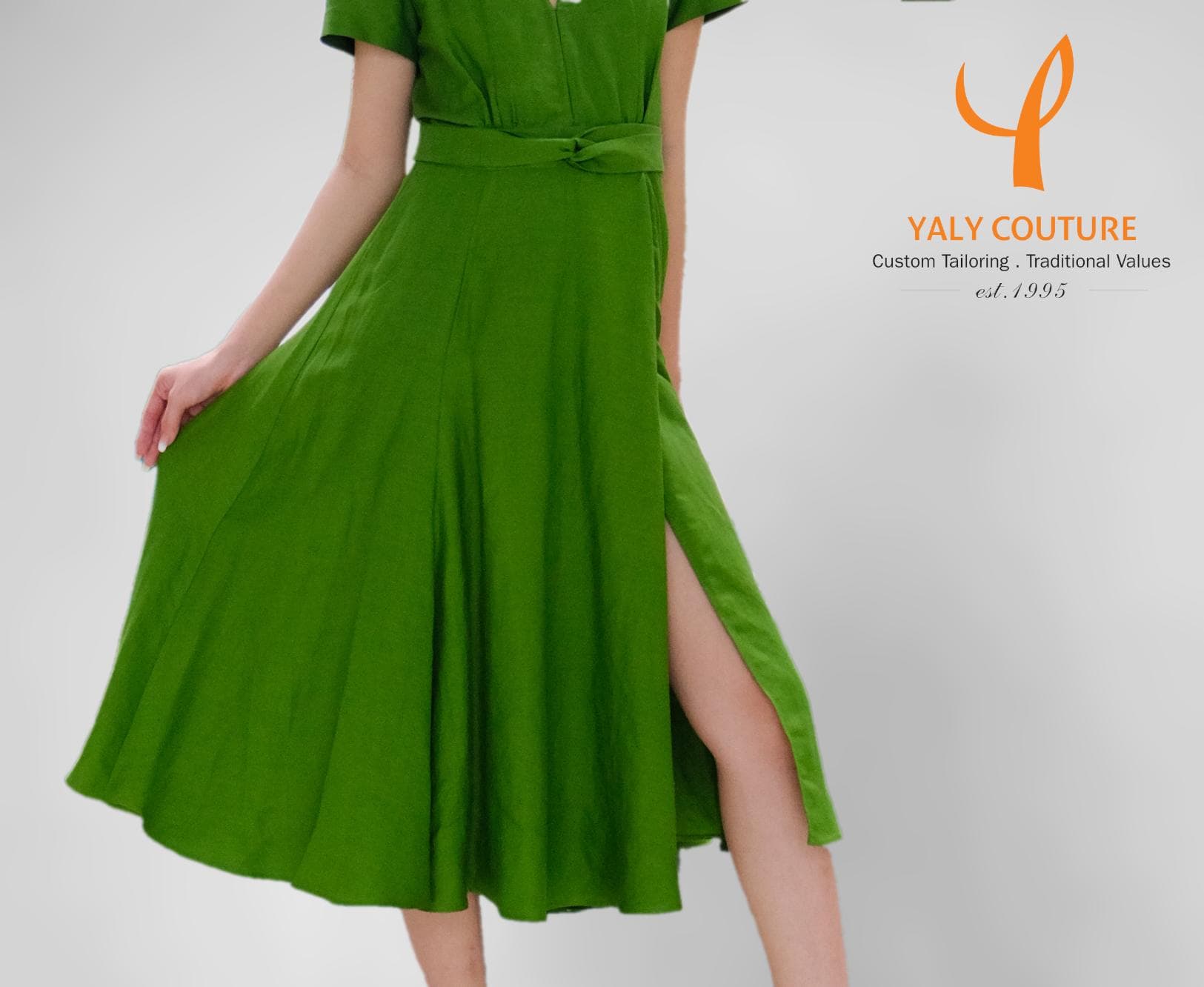 GREEN LINEN MIDI DRESS
