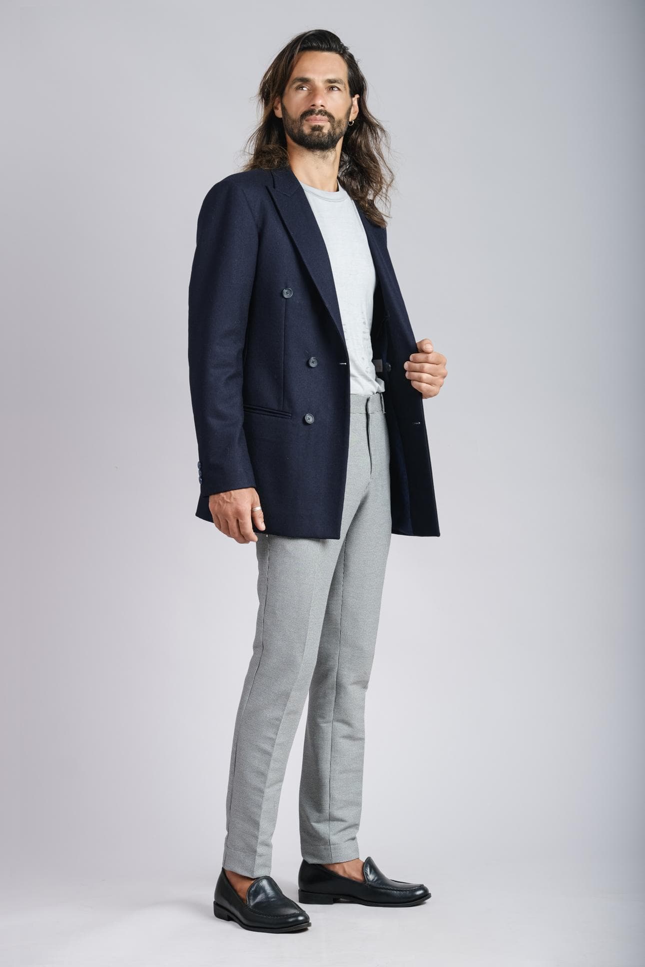 ÁO KHOÁC DẠ XANH NAVY VÀ QUẦN XÁM CARO NHÍ