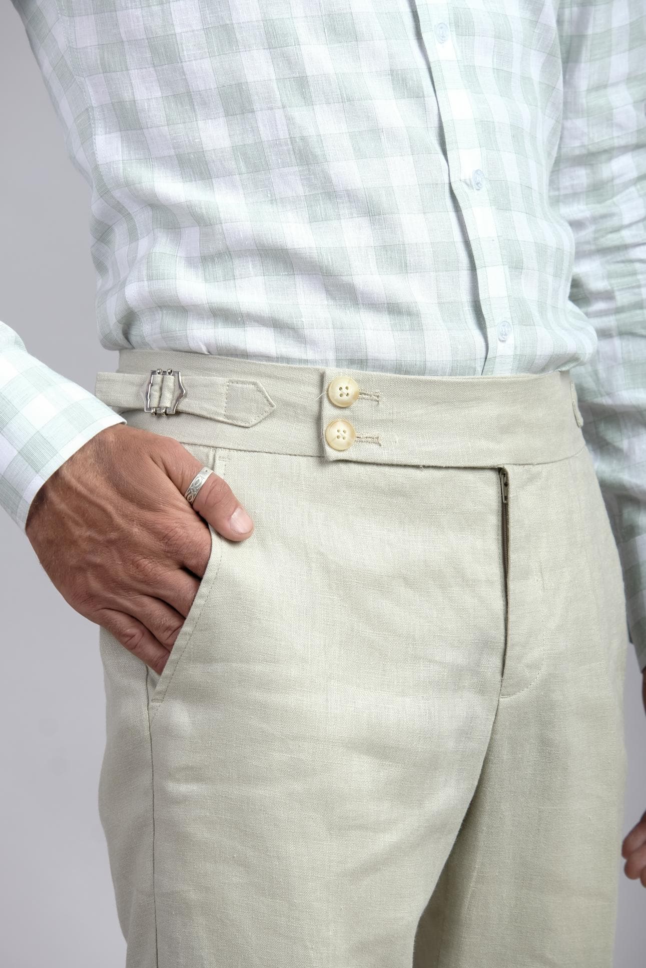 QUẦN LINEN MÀU BE DÁNG VỪA