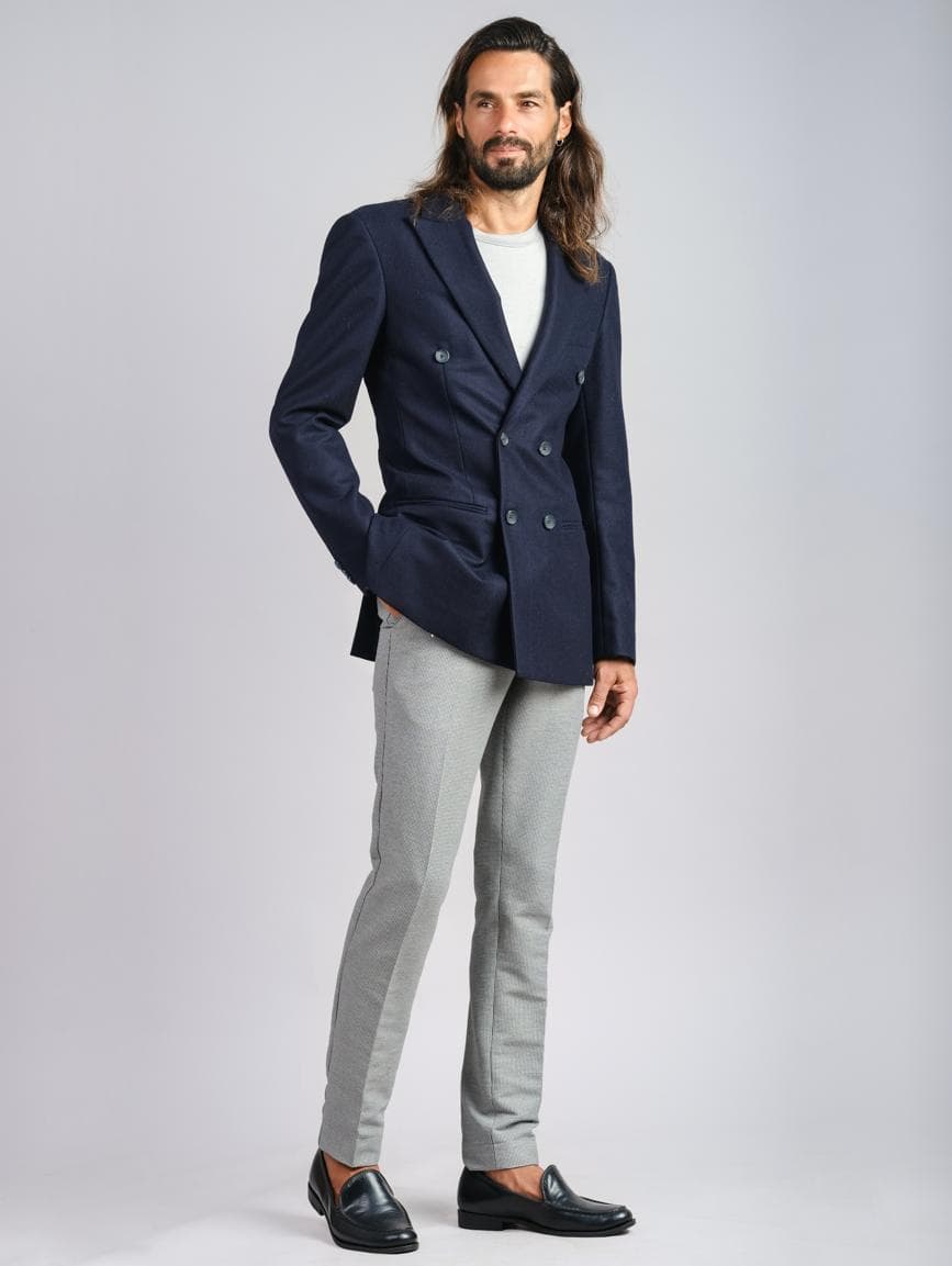 ÁO KHOÁC DẠ XANH NAVY VÀ QUẦN XÁM CARO NHÍ